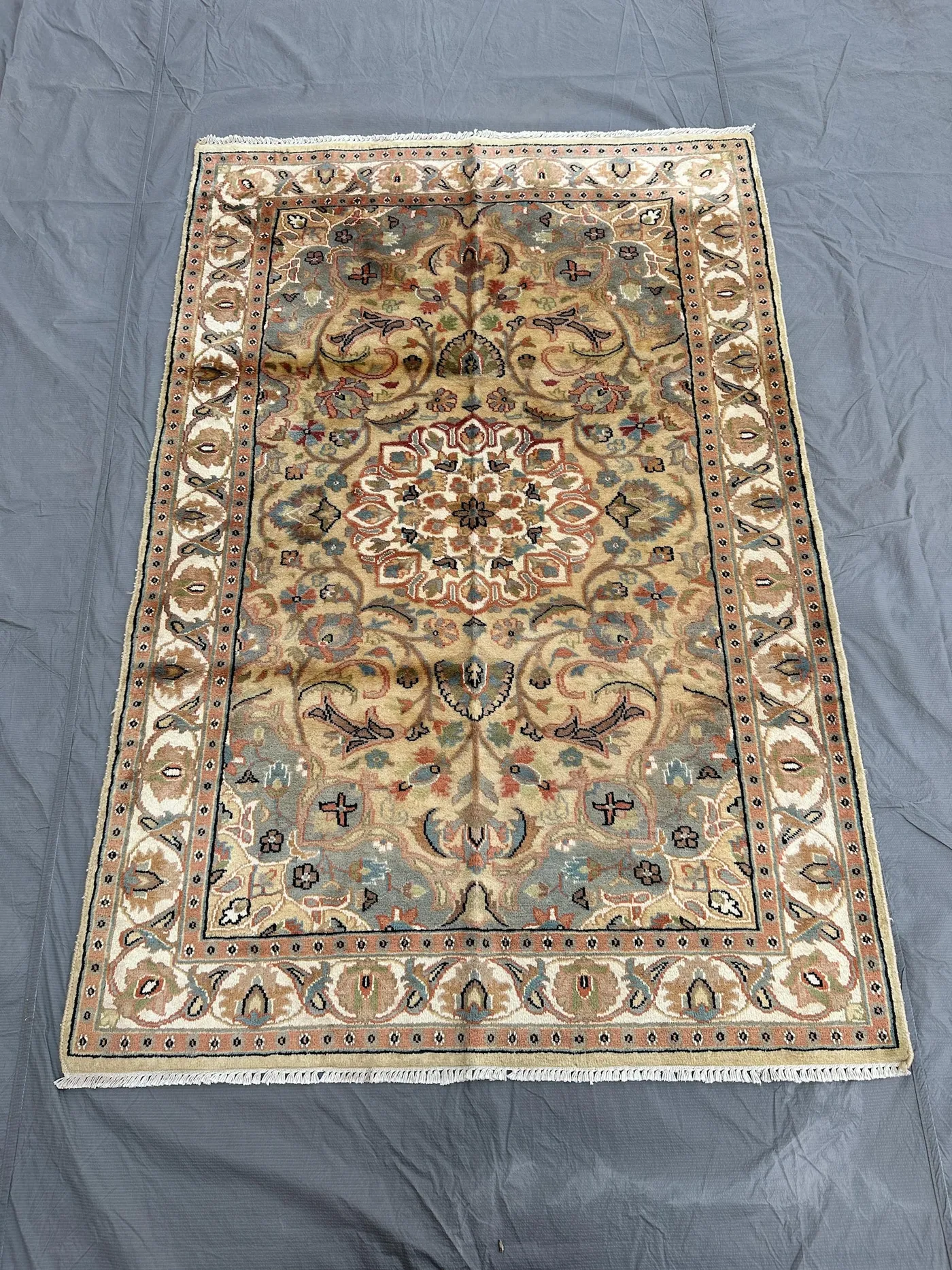 Vintage Turkish Beige 4x6 Rug, Floral Vines Design Medallion Rug, Anatolian Area Rug, Handknotted Wool Accent Rug, Neutral Home Decor Boho