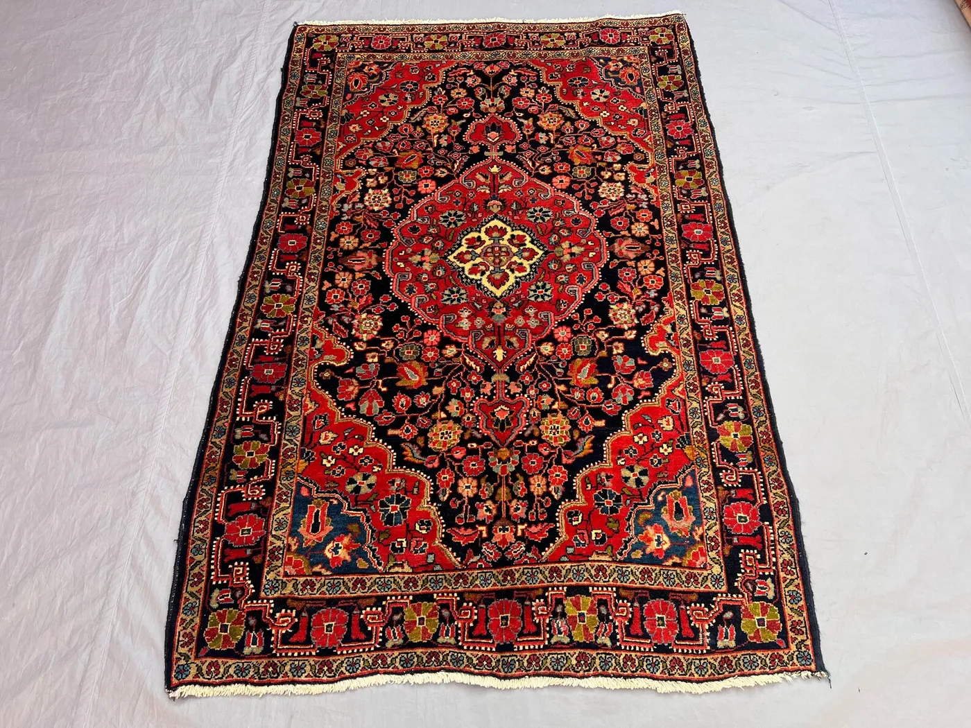Vintage 3'5 x 5'2 ft Turkish-Inspired Hand-Knotted Rug, Floral Design, Soft Pile,Tribal Wool Area Rug for Living Room Bed Room One Of A Kind