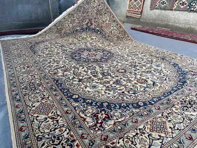 8x11 Persian-Style Nain Design Rug | Vintage Turkish Hand Knotted Wool | Ivory Blue Floral Medallion Large Car