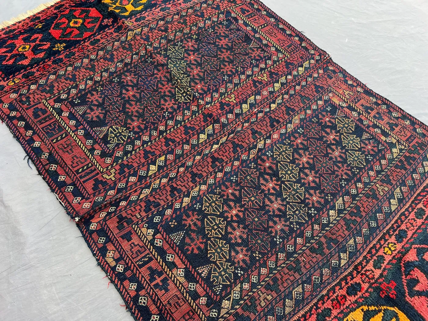 4x6 Red Vintage Serapi Rug - Afghan Geometric veg dyes Hand knotted Wool Antique Oriental Rug - Rug for living room, Bedroom - Medallion rug