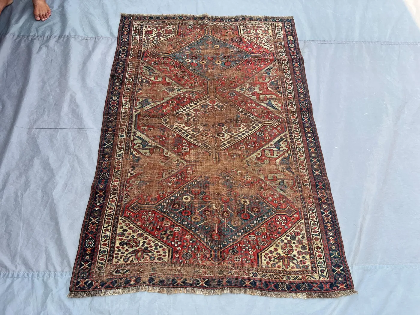 3'10x5'10 Persian-Style Shiraz Design Rug | Hand-Knotted Afghan Wool | Distressed Rust Medallion Antique Rug