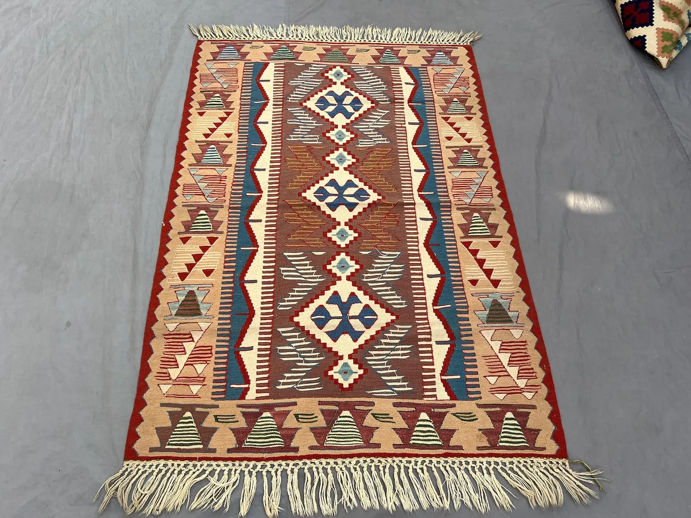 Afghan 4 x 6 ft vintage handwoven flat weave kilim one-of-a-kind tribal geometric sumak design, small area decor carpet