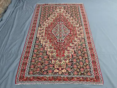 Turkish Handwoven Kilim | Vintage 5 x 8 ft | One-of-a-Kind Caucasian Design | Flatweave Wool Rug for Living Ro