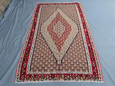 Handwoven Turkish Kilim Rug | Vintage 5 x 8 ft | Unique Caucasian Design | Flatweave One-of-a-Kind Rug for Liv