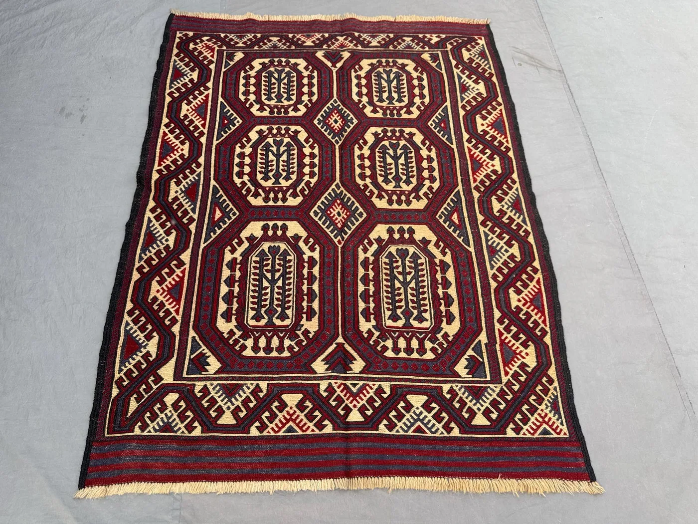 Handwoven Afghan Kilim 4.7 x 6.2 ft Vintage, Luxury Flat Weave Sumak Design One of a Kind Small Area Decor