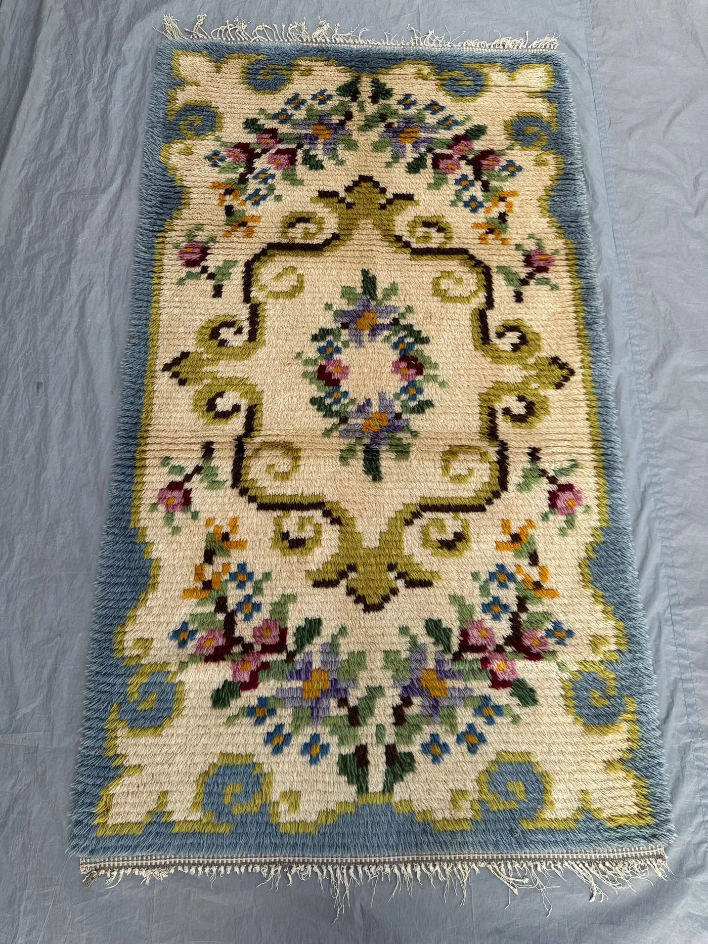 3'2x5'9 Ft Vintage Moroccan Full Pile Moss Rug, Handmade Wool, Floral Geometric Design, Soft & Plush, Perfect for Bathroom, One of a Kind