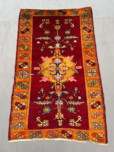 2'8x4'4 Turkmen Tribal Wool Rug – Red Caucasian Geometric Carpet – Vintage Turkish Handmade Rug for Living Roo