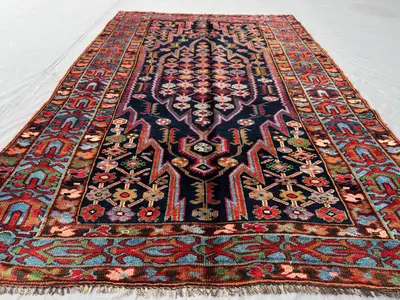 5x7 Persian-Style Malayer Design Rug | Vintage Turkish Hand Knotted Wool | Navy Hooked Medallion Floral Villag