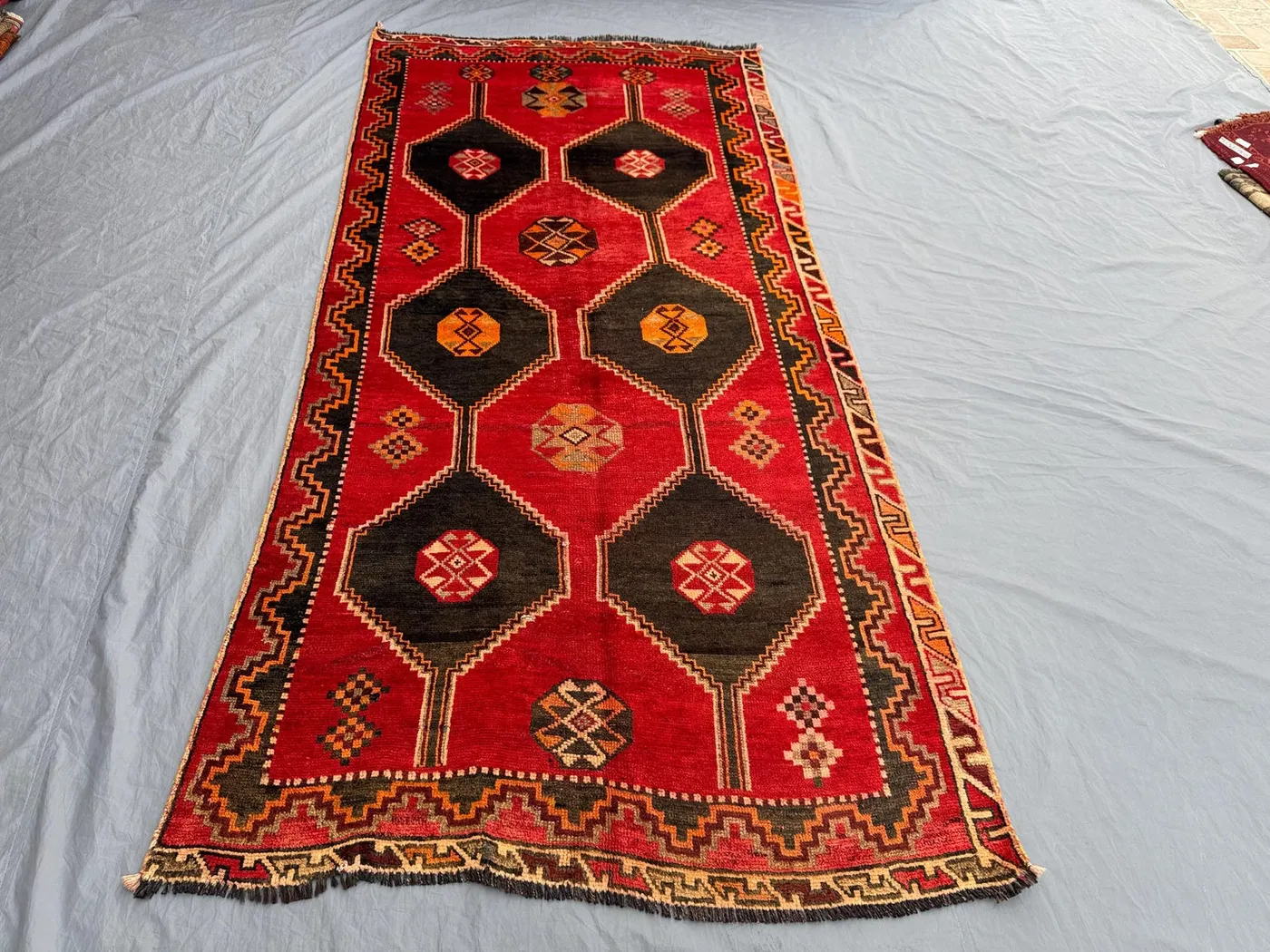 Turkish Inspired Moroccan Style Rug, 4'6x9'6 ft, Handwoven Vintage Rug, Geometric Tribal Design, Wool, Soft Pile, Traditional Decor