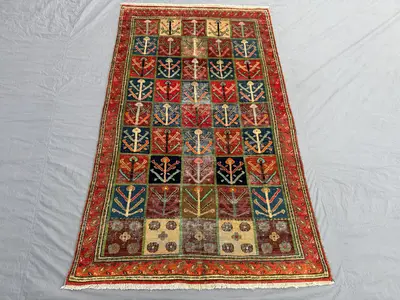 4 x 6 ft Turkish Hand Knotted Rug Vintage Low Pile One of a Kind Luxury Home Decor Medallion Design | Bedroom 