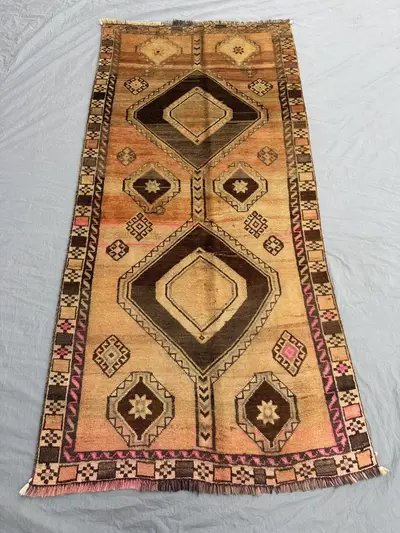 3.9 x 8 ft Turkish Hand Knotted Rug Vintage Soft Pile One of a Kind Luxury Home Decor Medallion Design
