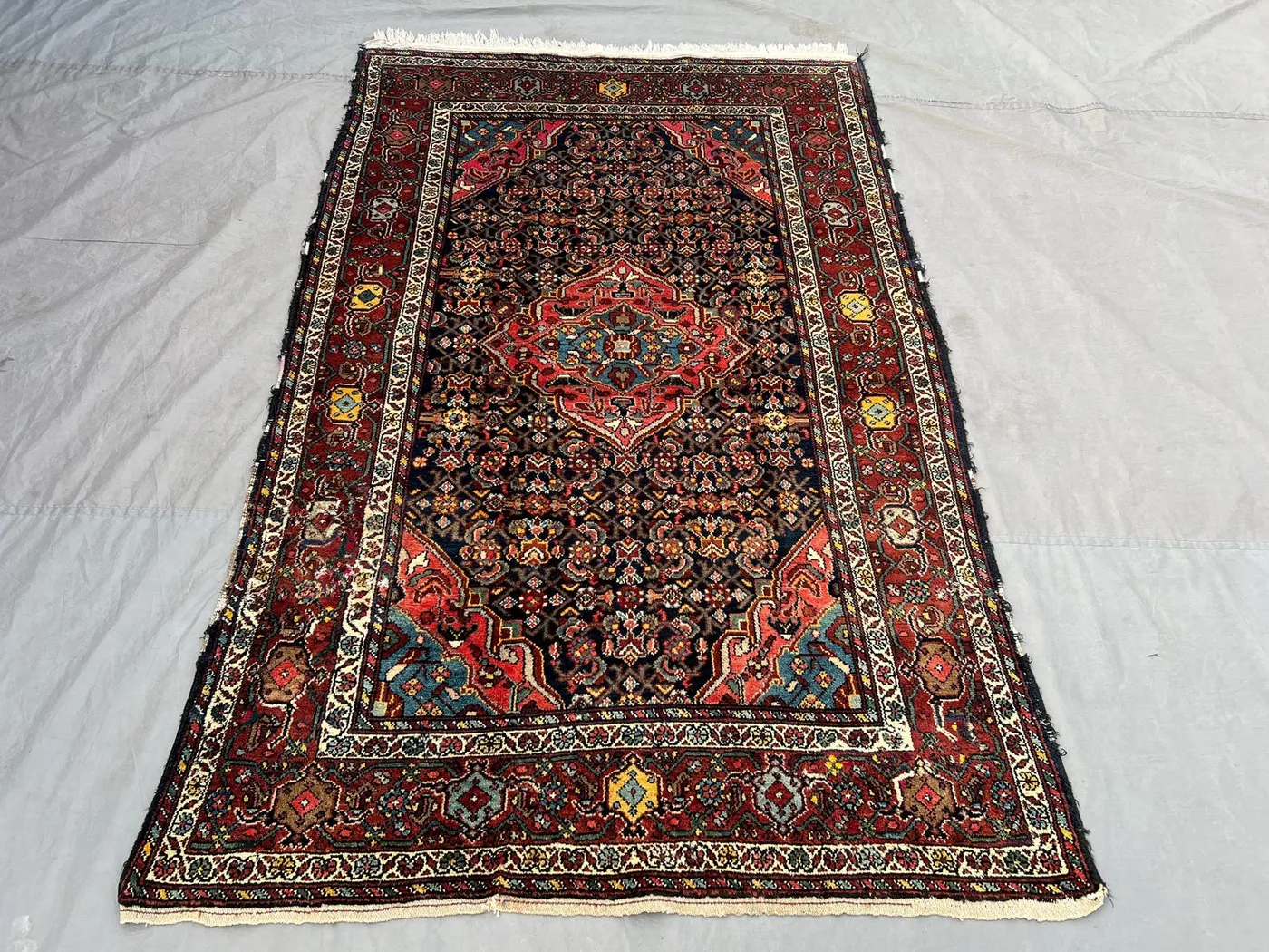 5x8 Persian-Style Herati Design Rug | Antique Hand Knotted Wool | Navy Red Medallion Village Carpet