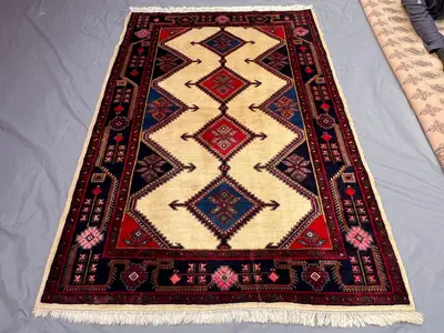 5x7 Persian-Style Hamadan Design Rug | Hand-Knotted Afghan Wool | Camel Field Serrated-Medallion Vintage Rug