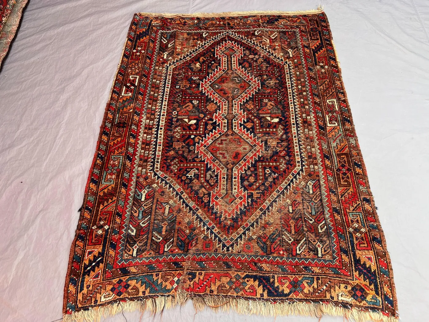 4x6 Persian-Style Qashqai Design Rug | Hand-Knotted Wool | Terracotta Tribal Pole Medallion | 1930s Antique Afghan