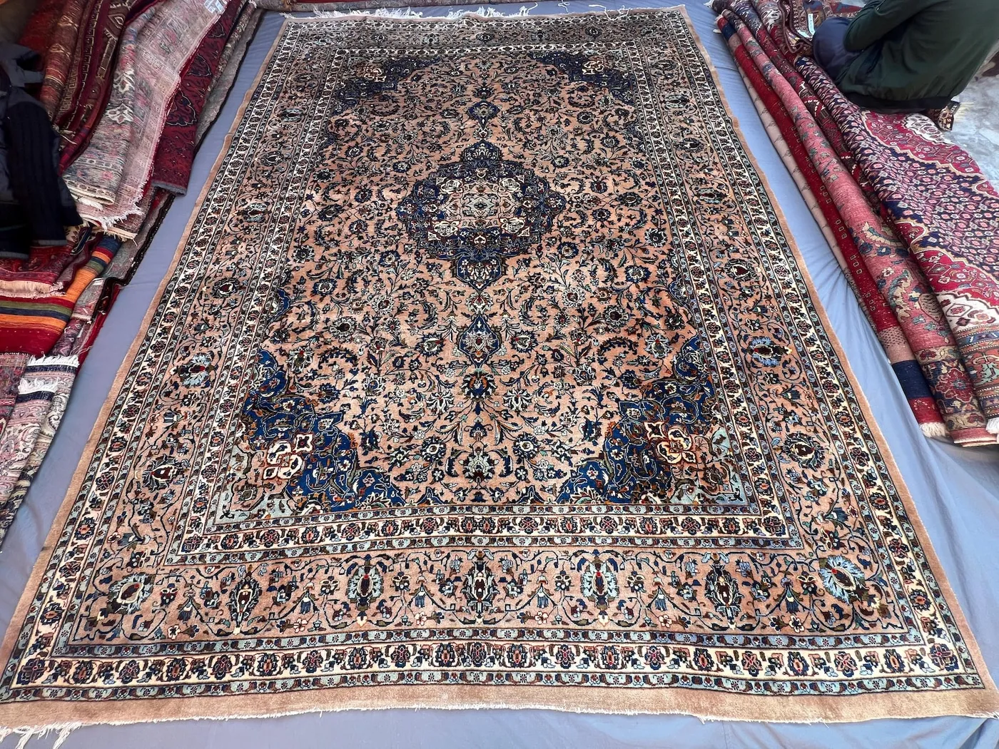 Antique 10'2x13'3 ft Turkish-Inspired Floral Medallion Rug Soft Pile, Handwoven Wool, Large Area Rug, Living Room, Bedroom, Dining Room