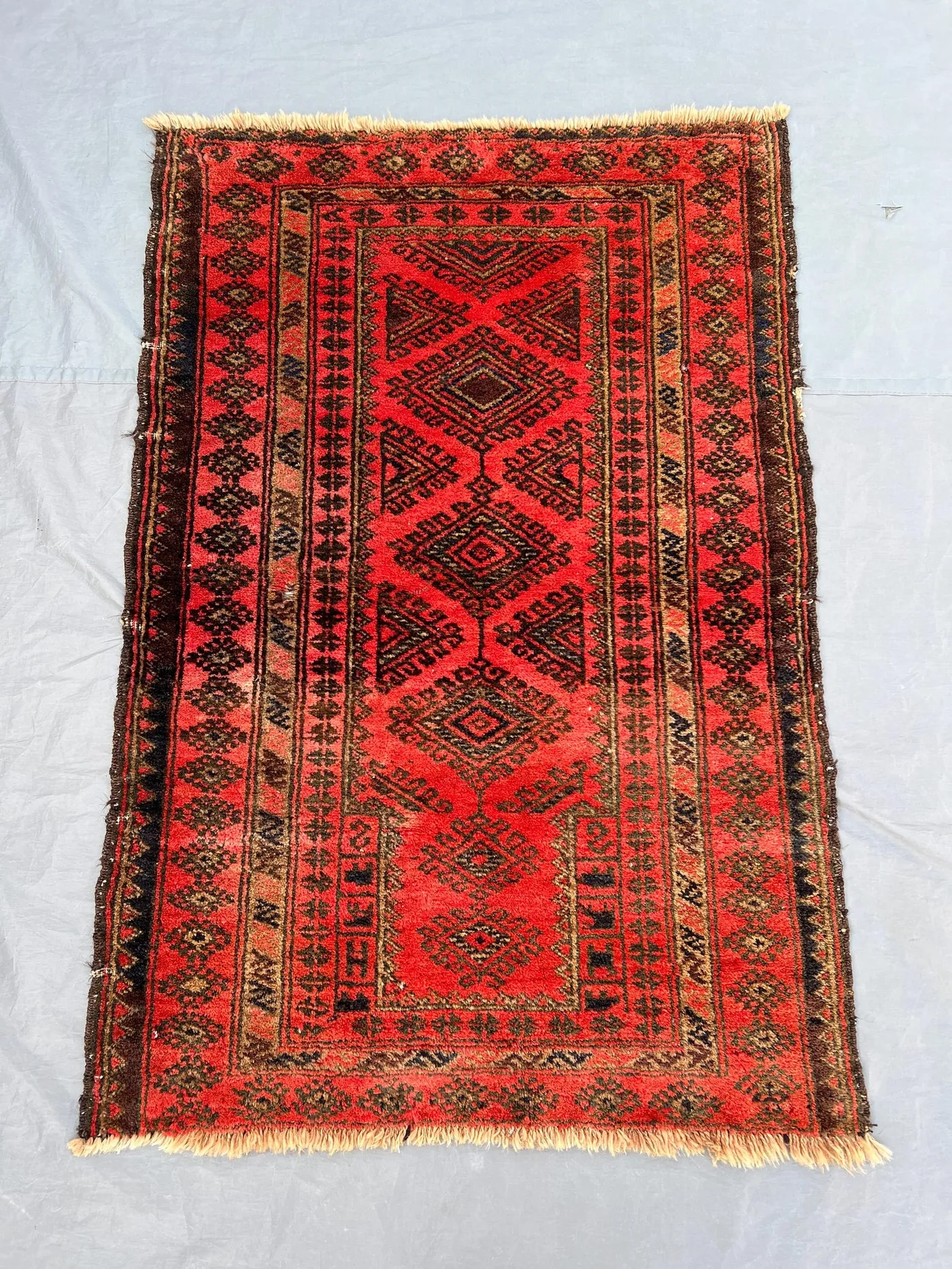 2'7x3'9 Ft Vintage Afghan Baluchi Handknotted Low Pile Accent Rug, Diamond Lozenge Chain Vivid Red Brown Wool | Boho Bedroom Decor