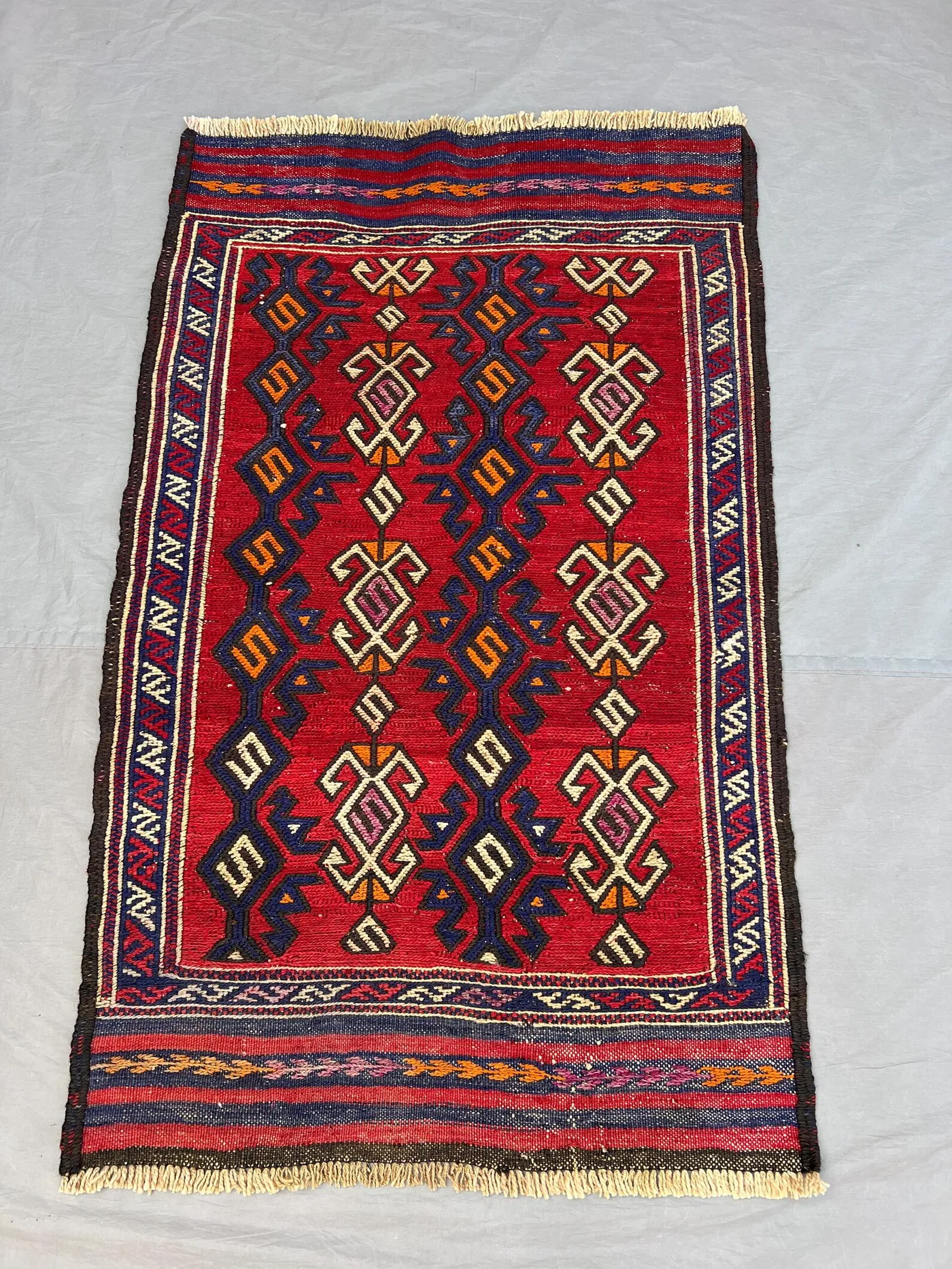 2'7x4'1 ft Vintage Afghan Kilim Rug | Handwoven Tribal Bold Geometric Hook Motif | Crimson Red & Deep Navy Flatweave | Accent Rug Entryway