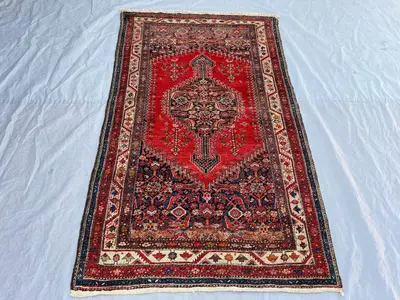 3'8x6 ft Vintage Afghan Tribal Rug | Elongated Floral Medallion Hand Knotted Qashqai Style | Vivid Red Navy Iv
