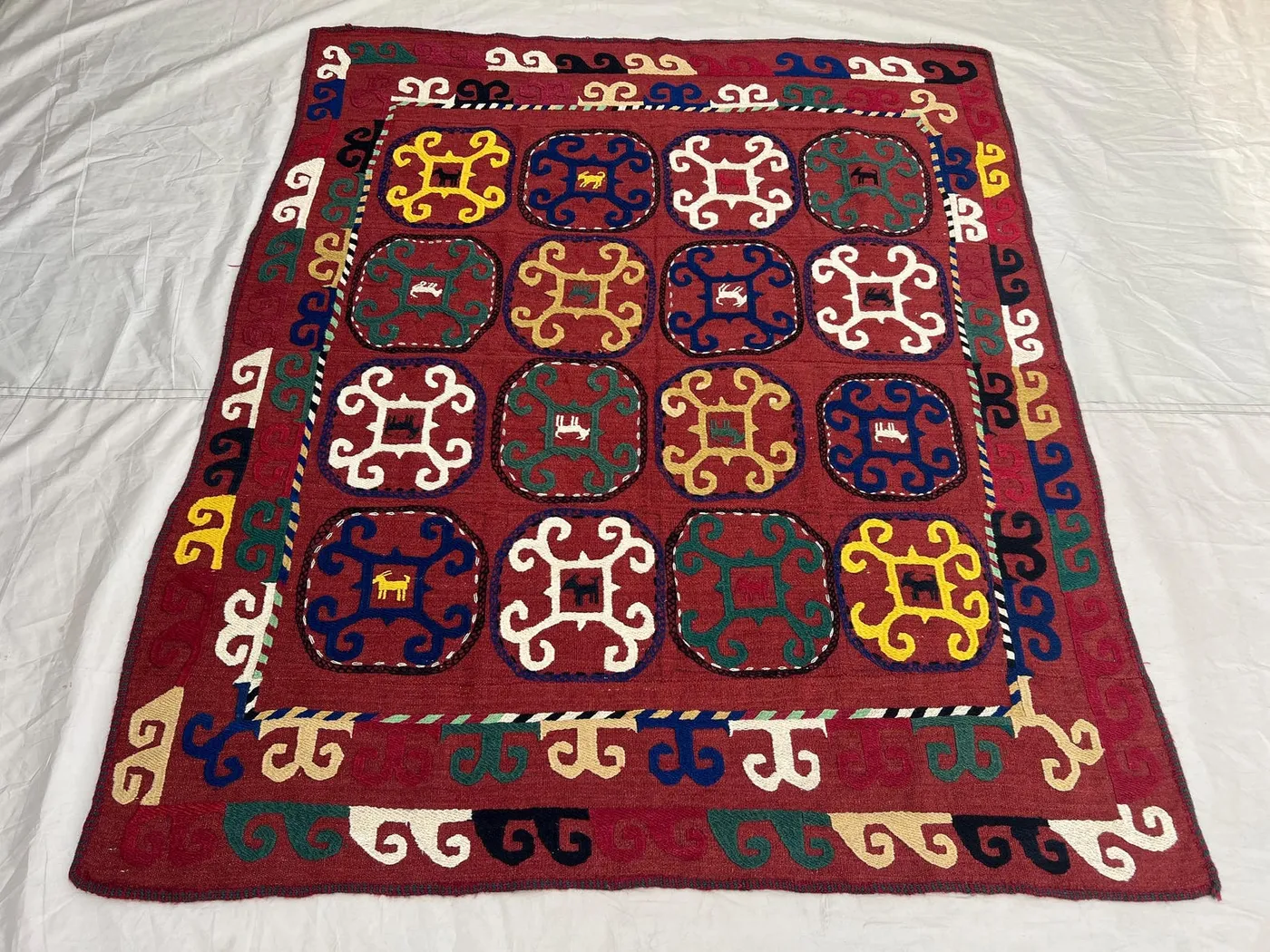 4'11x5'10 Ft Vintage Afghan Kilim Rug Burgundy Tribal Scroll Medallion Animal Motif Flatweave Handwoven Wool Area Rug | Living Room Bedroom