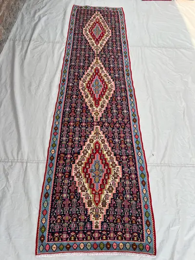 2'6x9'5Ft Vintage Afghan Senneh Kilim Runner Flatweave | Navy Blue Floral Medallion Chain | Handwoven Wool Rug