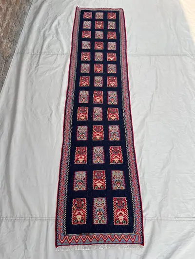 1'10"x7'10" Vintage Afghan Handwoven Flatweave Kilim Runner –Navy & Red Floral Design, Wool, Traditional Wool 
