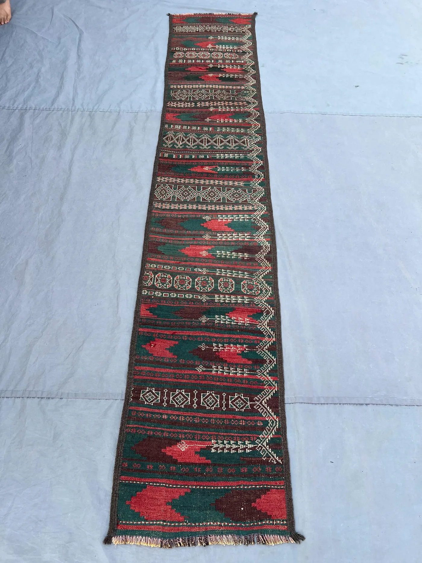 1'9x9'1 Vintage Afghan Flat Woven Wool Kilim Narrow Runner Dark Green Red Zigzag Geometric Tribal Stripe Boho Hallway Staircase Carpet