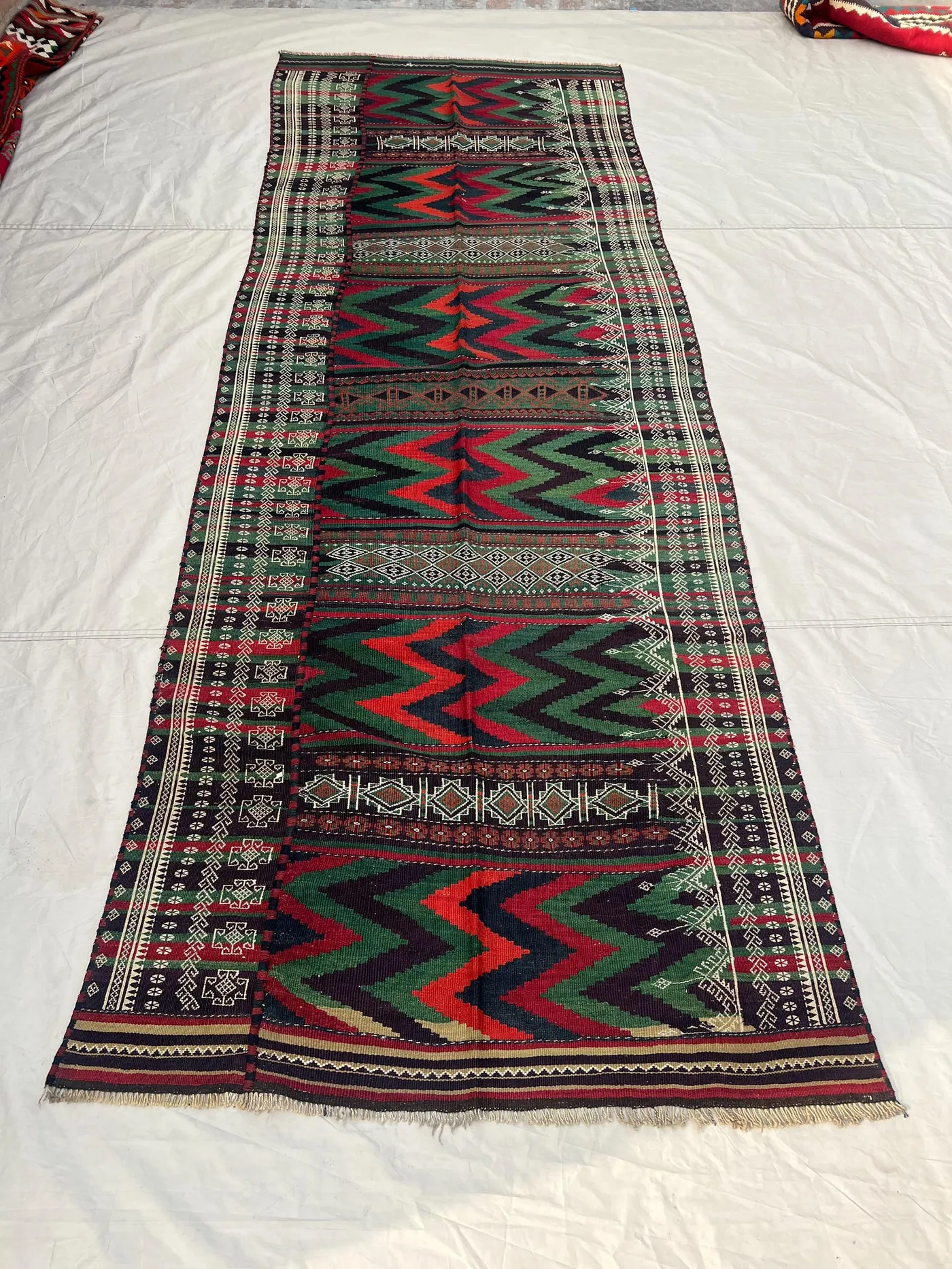 4x13'3 ft Vintage Afghan Tribal Kilim | Bold Chevron Zigzag Flat Weave Caucasian Style | Forest Green Red Black | Boho Hall Runner