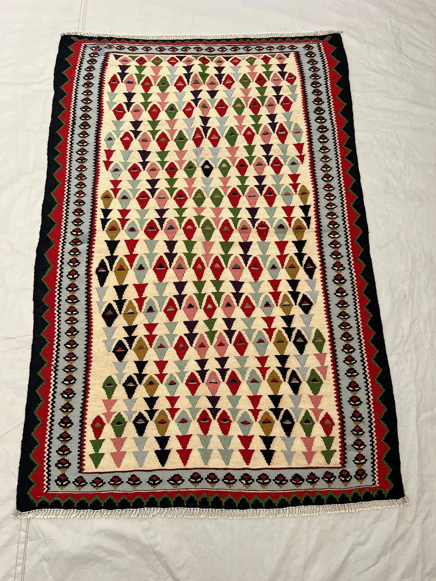 3'2x4'8 Ft Vintage Afghan Kilim Flatweave | Ivory Multicolor All-Over Triangle Arrow |Handwoven Wool Tribal Rug Living Room Bedroom Entryway