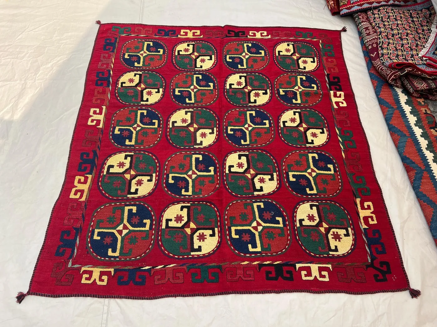 4'11x5'1 Vintage Central Asian Flat Woven Wool Kilim Bold Red All Over Rounded Square Grid Pinwheel Medallion Boho Living Room Carpet