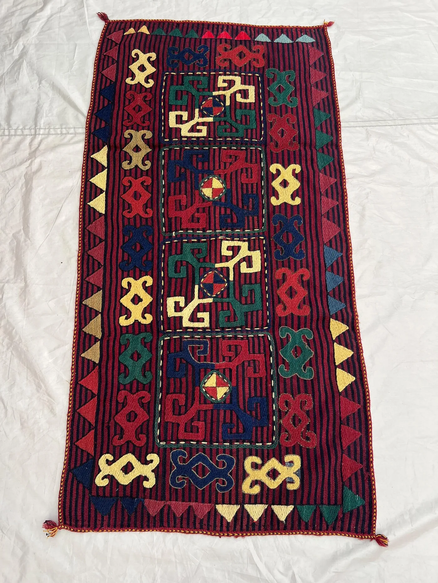 2'4x4'9 ft Vintage Afghan Kilim Rug, Handmade Flatweave Wool Rug, Tribal Panel Kilim, Small Red Accent Rug, Boho Home Decor